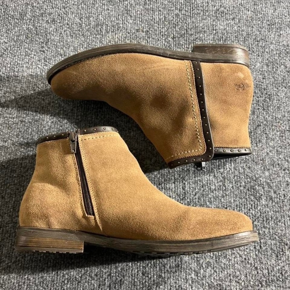 Bos & Co Tan Suede Studded Ankle Boots Size 40 Side Zip Made in Portugal